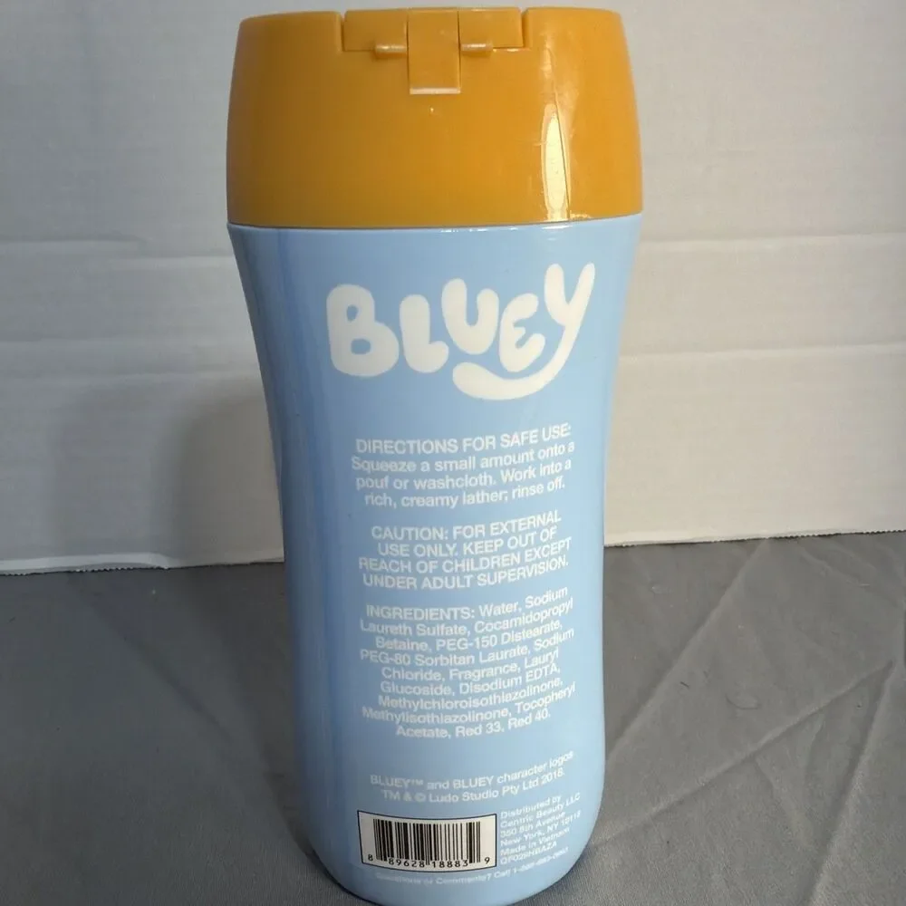 Bluey Body Wash Scubby Strawbery Scented 8 Fl. Oz.